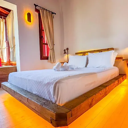 Banana Alacati Food & Stay - Adults Only Exterior photo