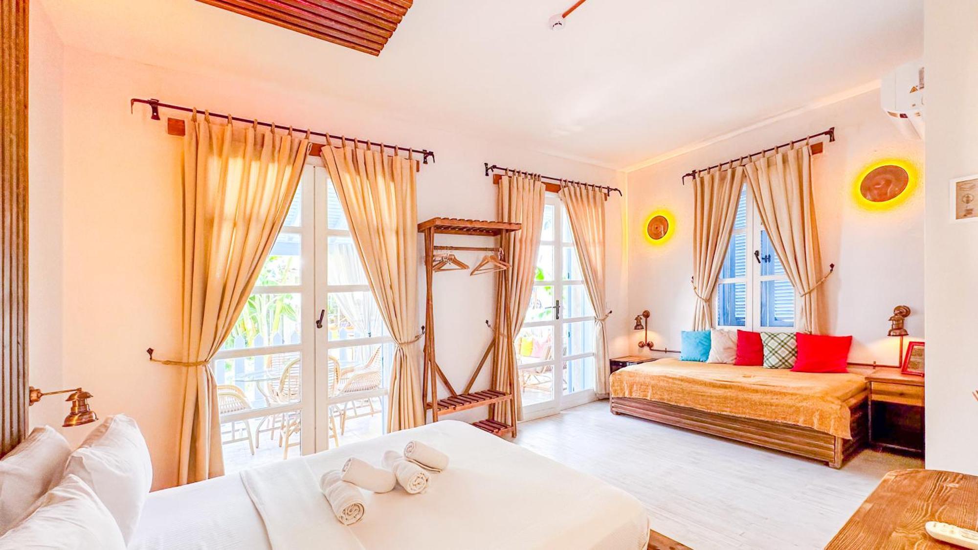 Banana Food & - Adults Only Hotel 3*
